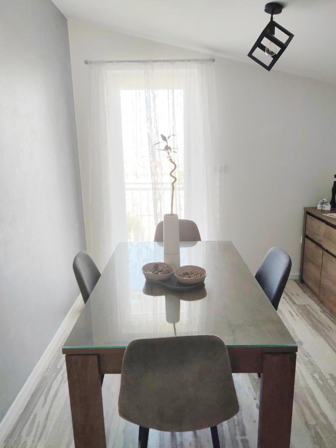 Apartman Jelena Подстрана Екстер'єр фото