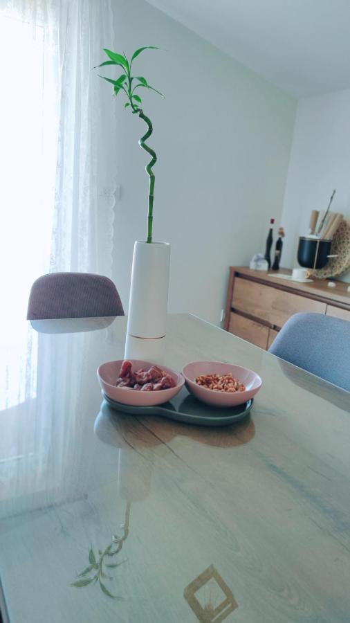 Apartman Jelena Подстрана Екстер'єр фото