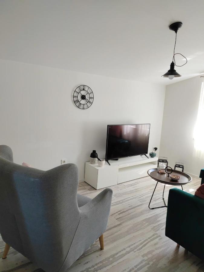 Apartman Jelena Подстрана Екстер'єр фото