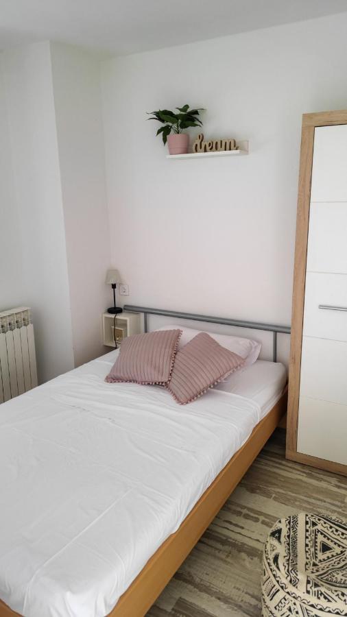 Apartman Jelena Подстрана Екстер'єр фото