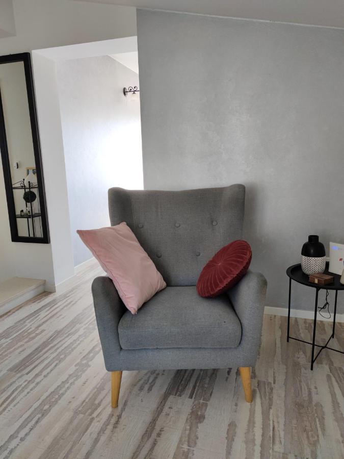 Apartman Jelena Подстрана Екстер'єр фото