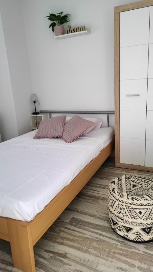 Apartman Jelena Подстрана Екстер'єр фото